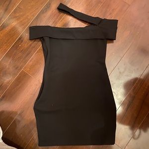 formal black bodycon dress